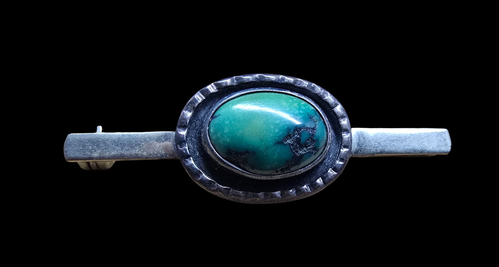 Stylish Vintage Sterling Silver & Turquoise Pin Brooch: Very good antique condition with minor patina according to age. Measures approx. 1 1/2" long and weighs ca. 3 grams. Tested for Sterling Silver.