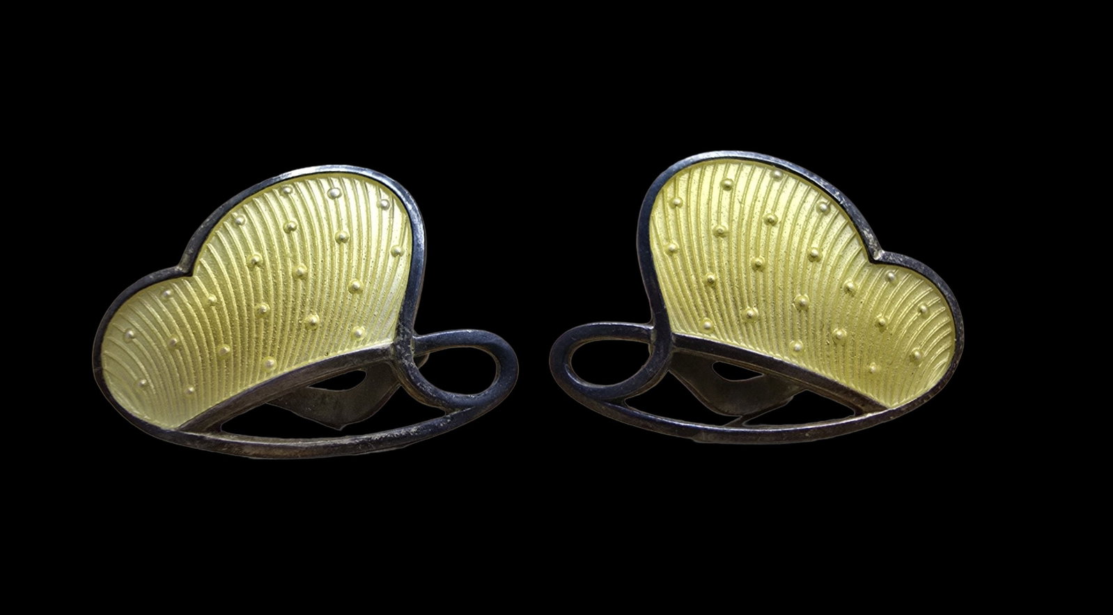 Stunning Vintage IVAR HOLTH Norway Sterling Silver & Yellow Enamel Designer Earrings: Very good vintage condition with minor patina according to age. Each measures approx. 1" wide and they jointly weigh ca. 6 grams. Marked for Sterling Silver & Designer.