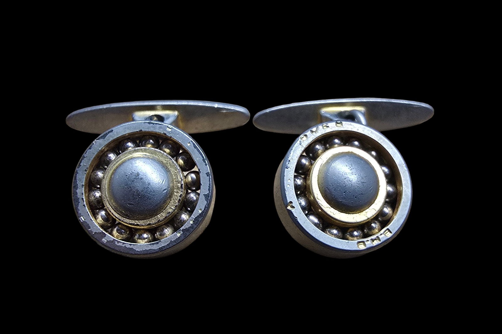 Stylish Vintage British BMB Ball Bearing Cufflinks: Very good vintage condition with minor patina according to age. Each measures approx. 1/2" wide and they jointly weigh ca. 10 grams.