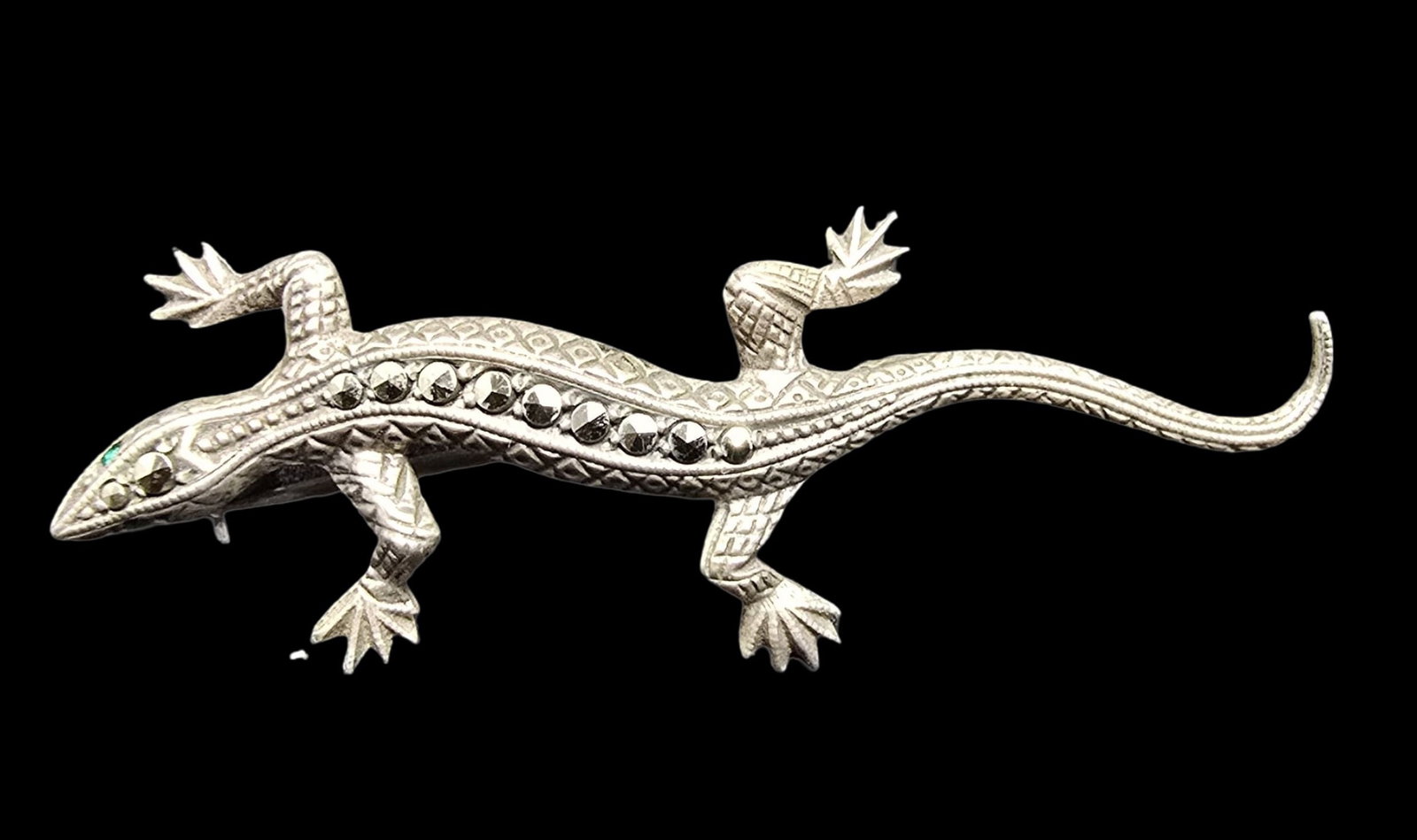 Amazing Vintage European 835 Silver & Marcasite Lizard Pin Brooch: Very good vintage condition with minor patina according to age. Weighs ca. 3.5 grams. Marked for 835 Silver.