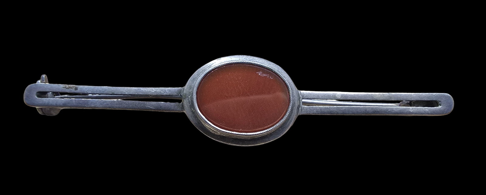 Amazing Vintage Sterling Silver & Carnelian Pin Brooch: Very good vintage condition with minor patina according to age. Measures approx. 2 1/2" long and weighs ca. 4.5 grams. Tested for Sterling Silver.