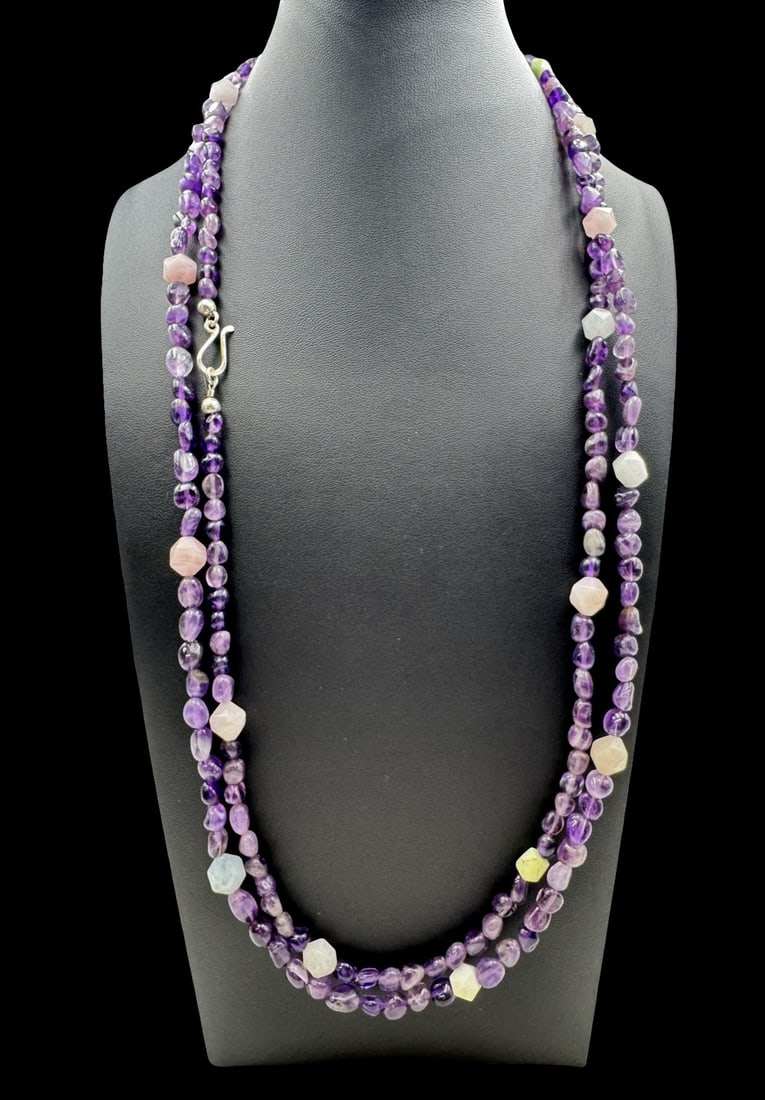 Vintage Amethyst & Rose Quartz Healing Necklace & Silver Clasp: Very good vintage condition with minor patina according to age. Measures approx. 3/8" wide. The necklace is approx. 58" long. Clasp is tested for Sterling Silver.