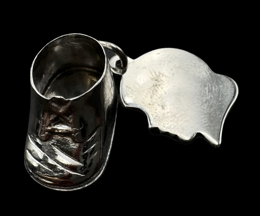 Vintage Sterling Silver Shoe & Face Designer Pendant: Very good vintage condition with minor patina according to age. Measures approx. 1 1/2" long x 1/2" wide and weighs ca. 3.4 grams. Marked for Sterling Silver. & Designer Signed.