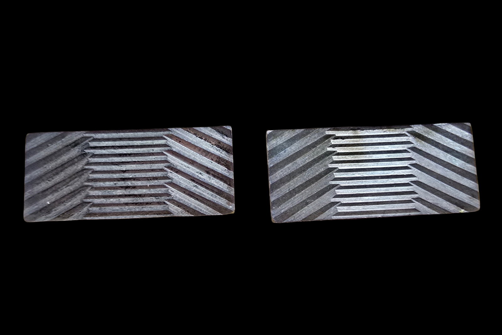 Stylish Vintage Mid-Century Sterling Silver Cufflinks: Very good vintage condition with minor patina according to age. Measures approx. 1" wide and weighs ca. 10 grams. Marked for Sterling Silver.