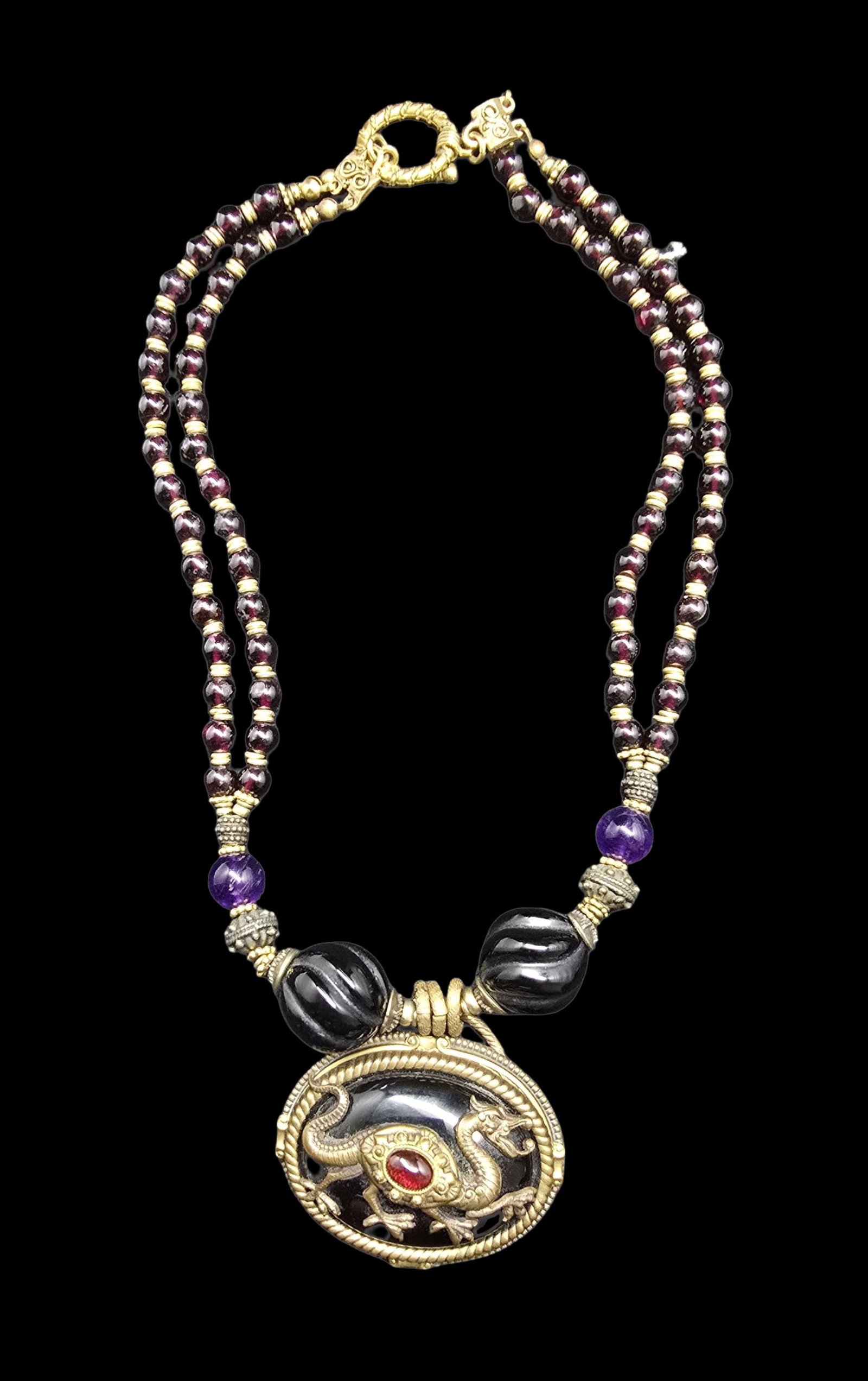 Very Unusual Vintage Gold Tone Dragon /w Red & Blue Gemstone Pendant Necklace: Very good vintage condition with minor patina according to age. Weighs ca. 135 grams. Necklace is 19" long.