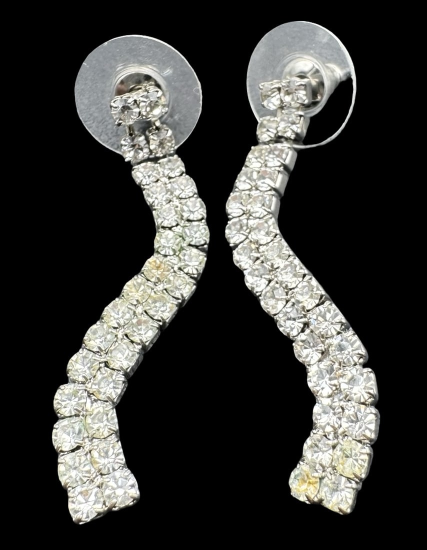 Vintage Sterling Silver & Clear Rhinestone Chandelier Earrings: Very good vintage condition with minor patina according to age. Each measures approx. 1 1/2" long x 1/4" wide and they jointly weigh ca. 3.4 grams. Tested for Sterling Silver.