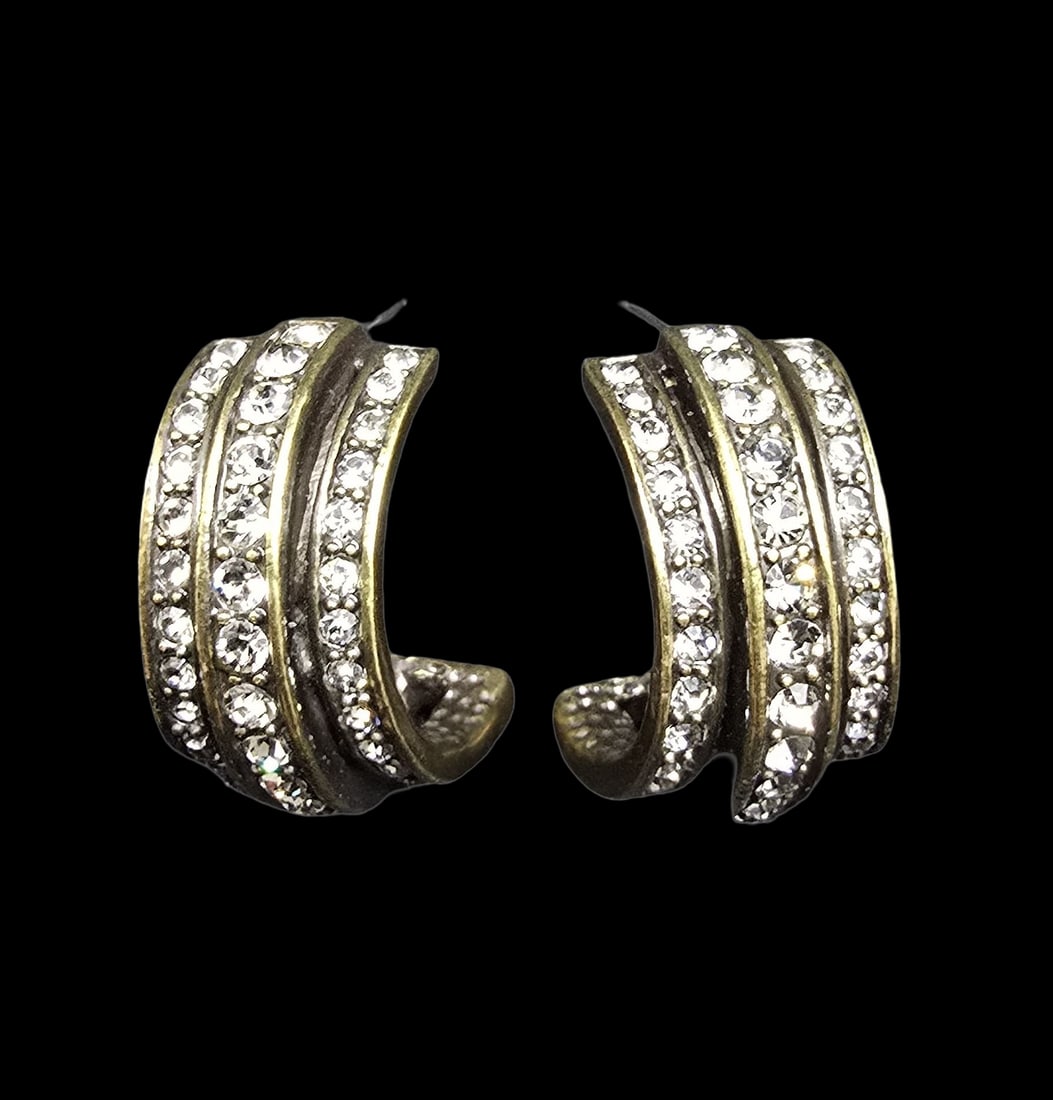 Gorgeous Ornate Vintage HEIDI DAUS Costume Jewelry Rhinestone Earrings: Very good antique condition with minor patina according to age. Each measures approx. 1/2" wide and they jointly weigh ca. 11.5 grams. Marked.