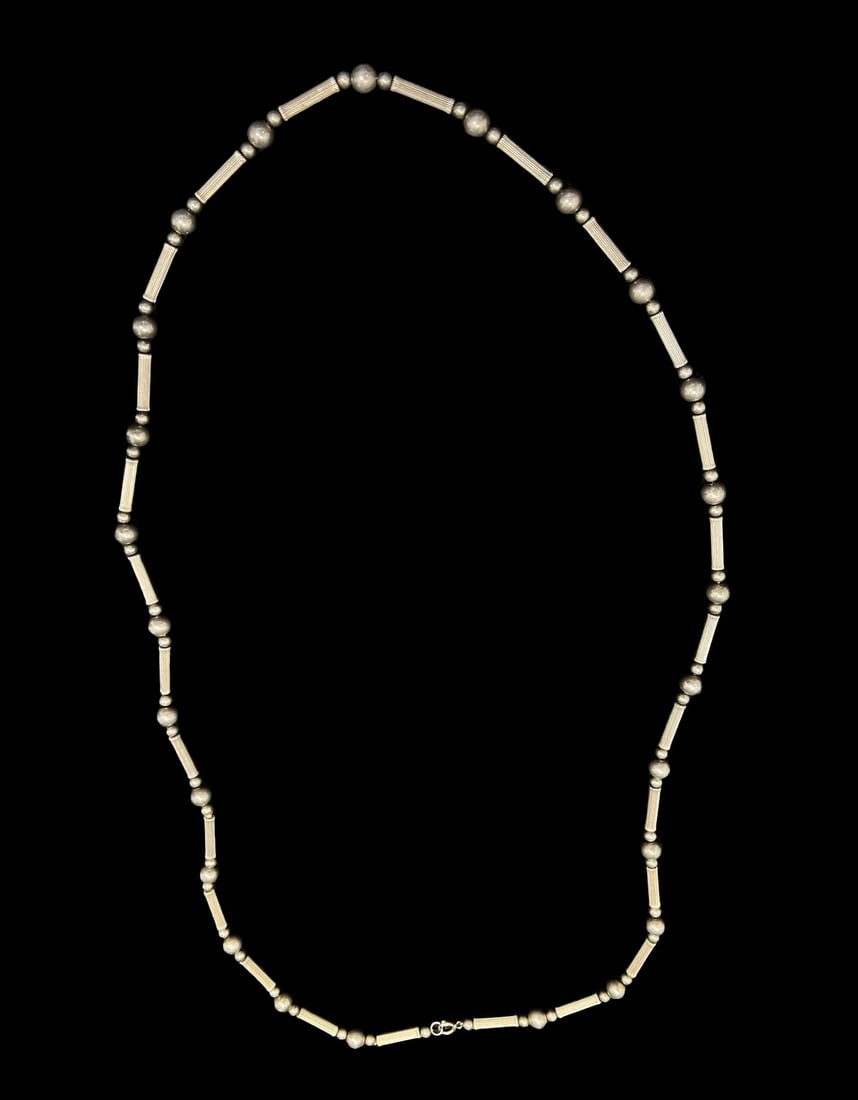 Stunning Ornate Vintage Sterling Silver Necklace /w Beads: Very good vintage condition with minor patina according to age. Measures approx. 18" long and weighs ca. 34.7 grams. Marked for Sterling Silver.
