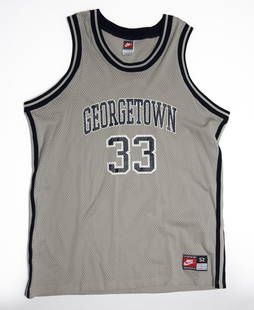 Alonzo Mourning Georgetown Hoyas Autographed Jersey: Signed in black marker Date: 1995 Brand: Nike Size: 52: 26"x36" Color: Gray