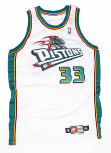 Grant Hill Detroit Pistons Home Jersey: Pro cut. Sublimation printed with stitched appliquÃ©s. Made in USA Date: 1997-98 Brand: Nike Size: 48 +4": 23"x36.5" Color: White