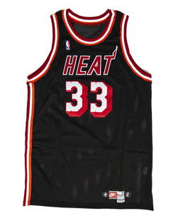 Alonzo Mourning Miami Heat Away Jersey: Pro cut. Made in USA Date: 1997-98 Brand: Nike Size: 52 +4": 25"x38.5" Color: Black