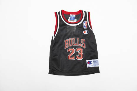 Michael Jordan Chicago Bulls Toddler Jersey: Tags affixed Date: 1997 Brand: Champion Size: Toddler 2T: 11"x14.75" Color: Black