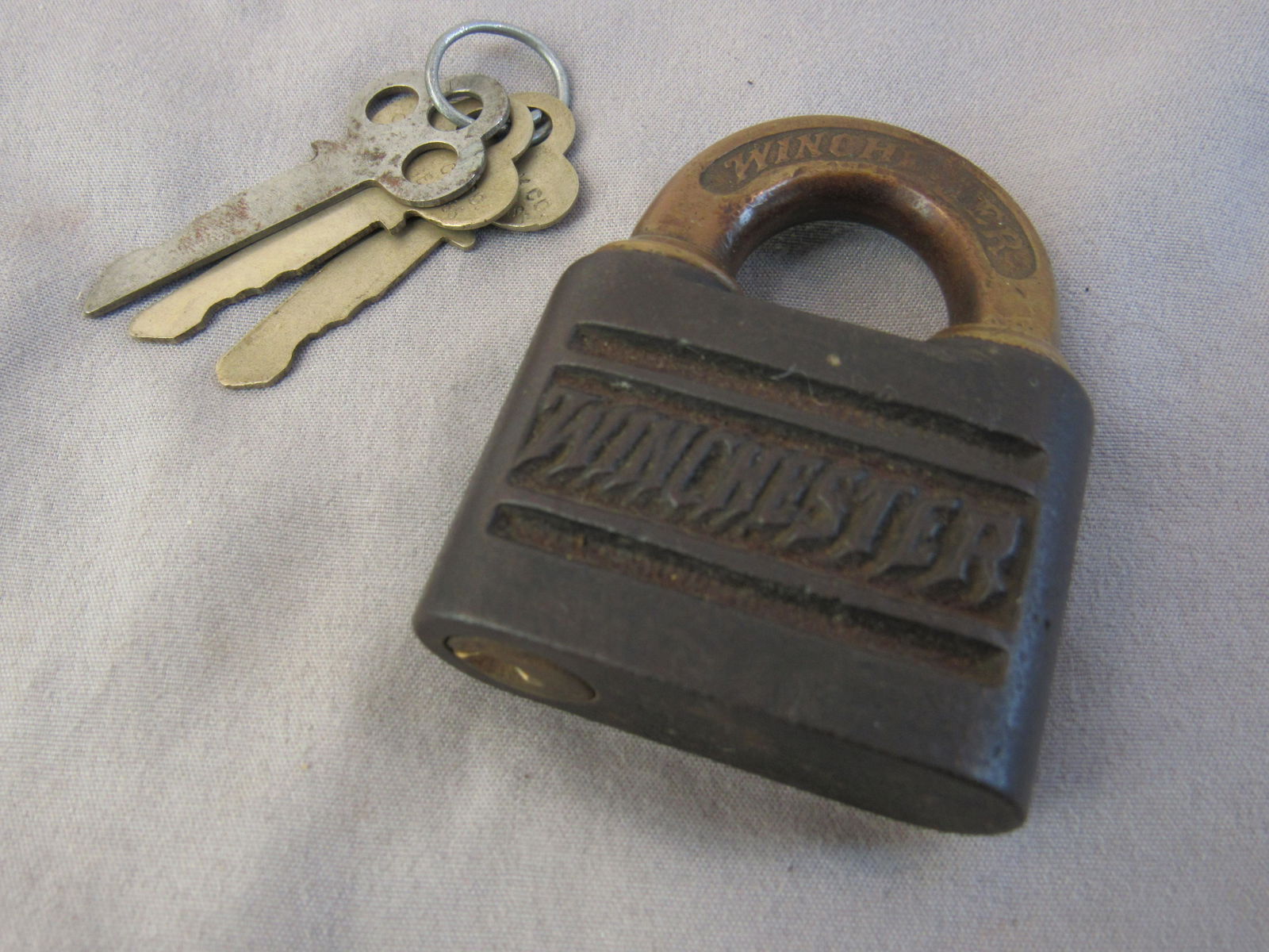 Winchester Padlock (1 of 4)