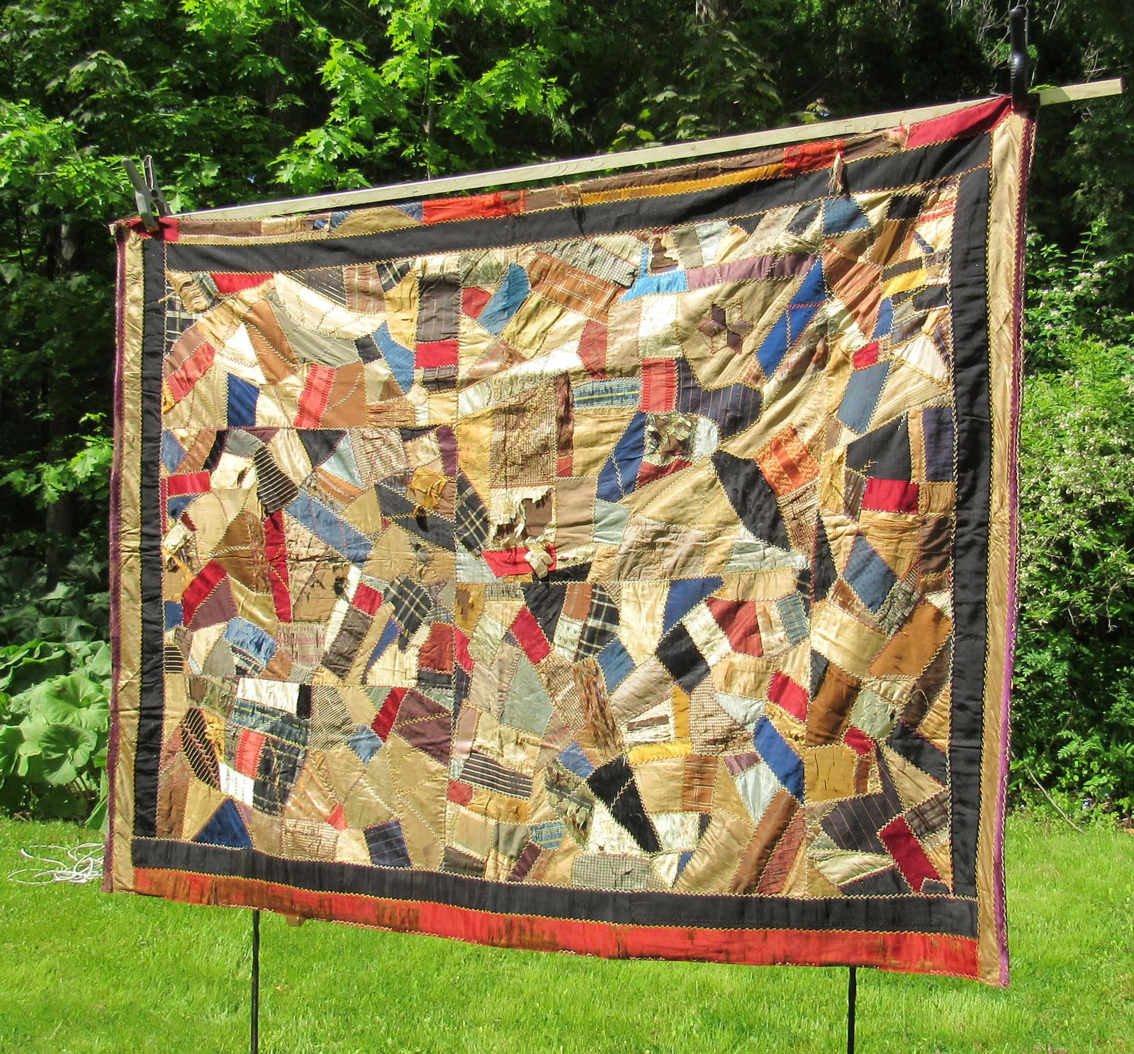 Crazy quilt. 19th Century (1 of 8)