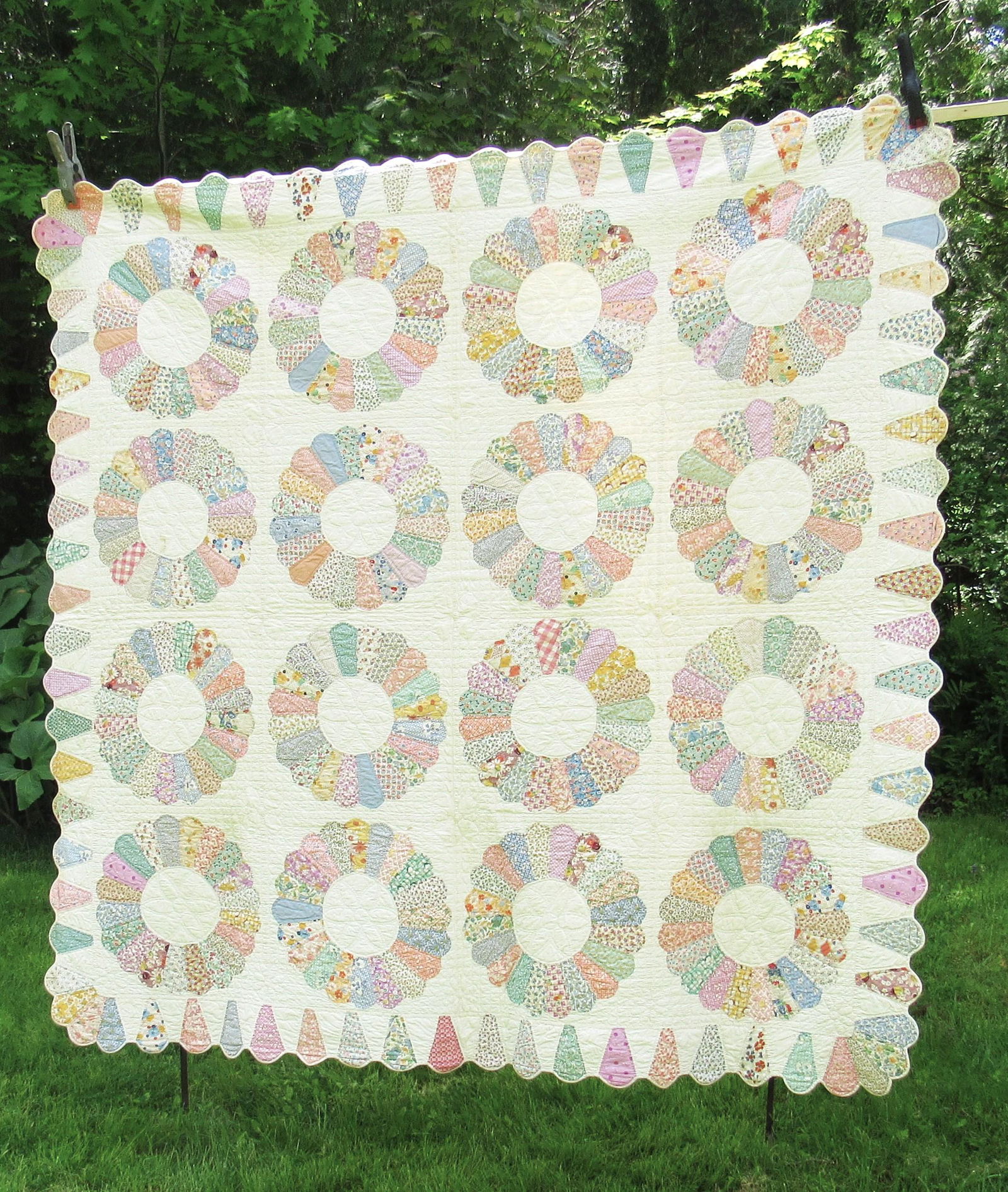 "Dresden Plate' with scalloped edges. Maker Signed , 1936 (1 of 10)