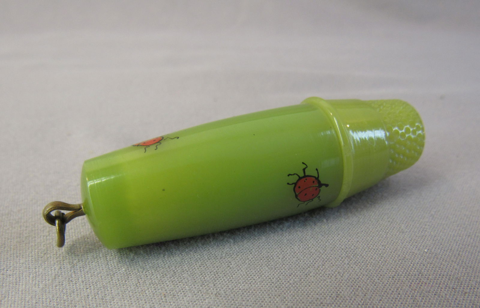 Lady Bug Sewing kit (1 of 3)