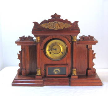New Haven extra large Umbria Monumental Mantle Clock.: New Haven monumental mantle, " Umbria " With sought after gold tone dial and fancy logo in minty condition.