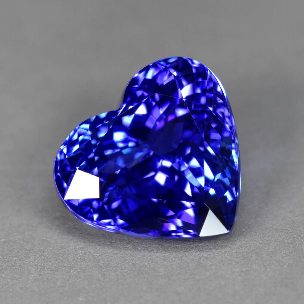 9.47ct Natural VVS Tanzanite Heart AAA D-block Violet Blue Gemstone: 9.47ct Natural VVS Tanzanite Heart AAA D-block Violet Blue Gemstone