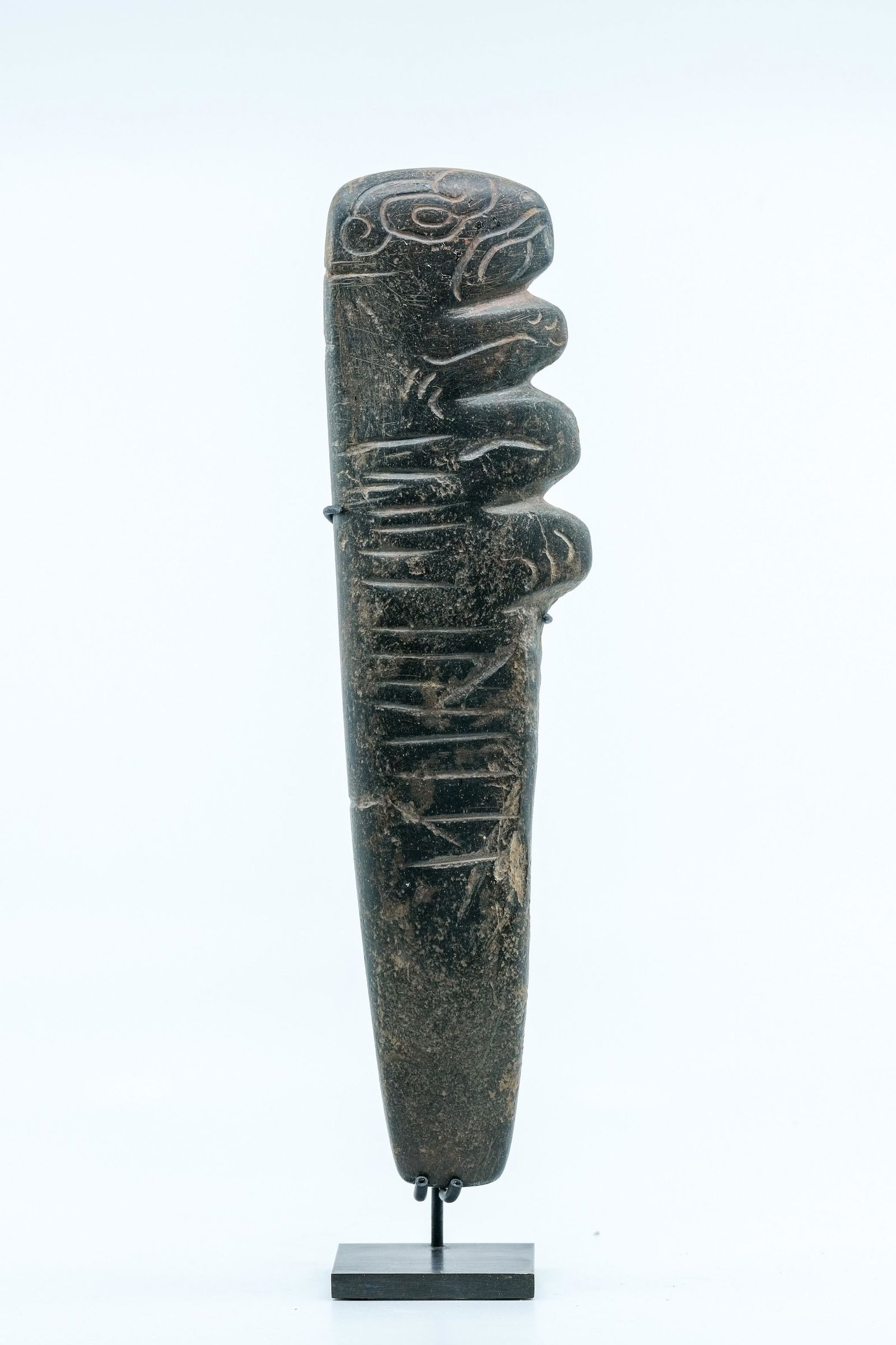 Pre-Columbian Mayan Jaguar Effigy Scepter: Pre-Columbian Mayan Jaguar Effigy Scepter, Hard, dark stone, Carved in the form of a Jaguar, Ex-Robert Morris Fine Arts, Santa Fe, Origin: Mexico, Age: 500-800 C.E., Dimensions off of the stand: 10" L