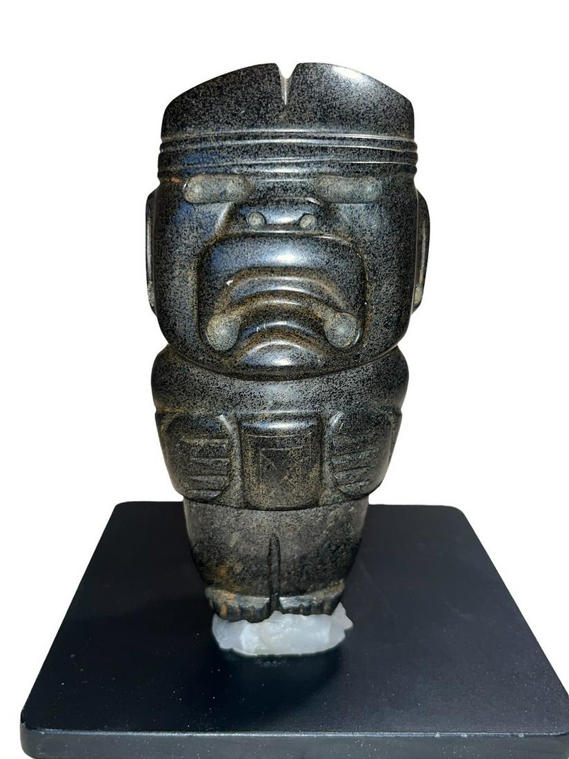 Pre-Columbian Carved Black Jade Olmec Figure (1 of 5)