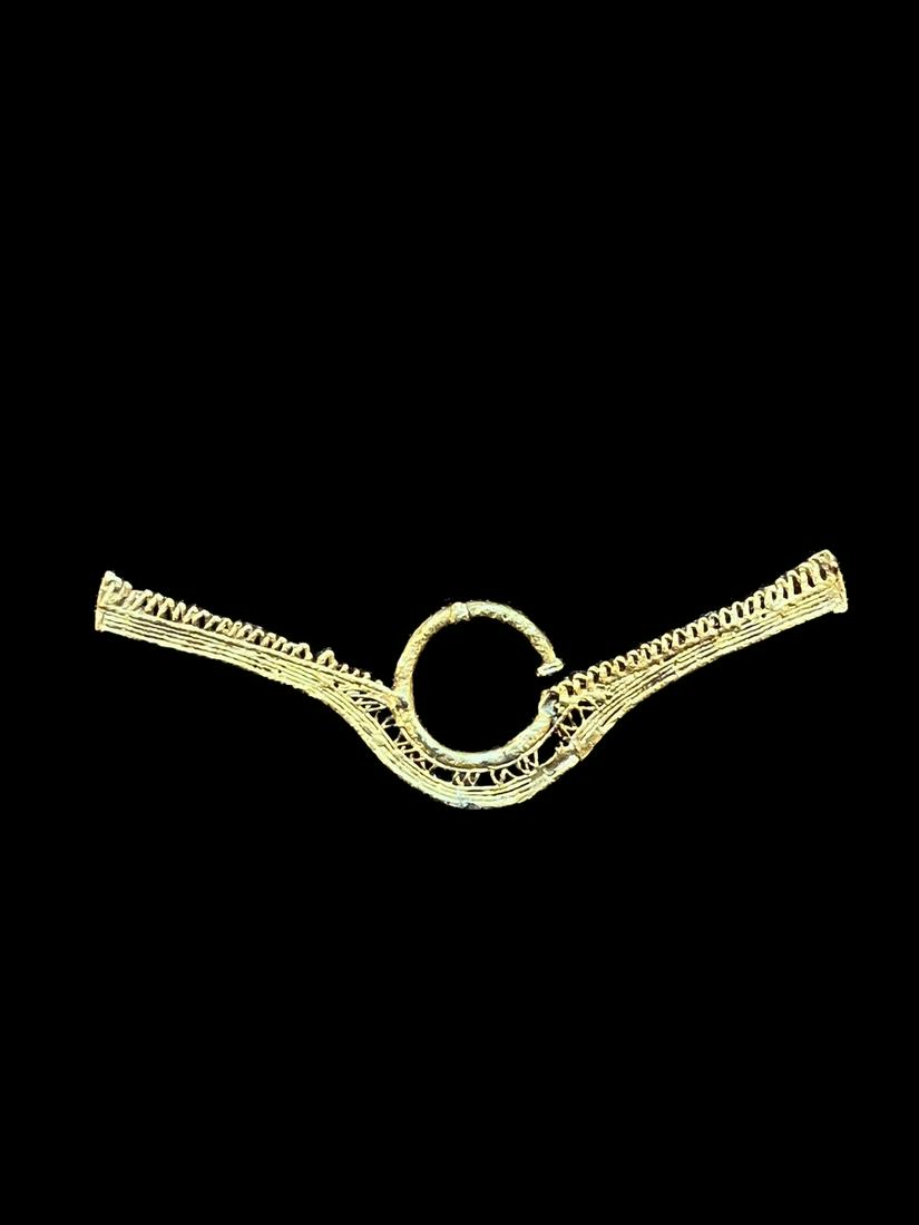 Pre-Columbian Tairona Gold Nose Ring (1 of 3)