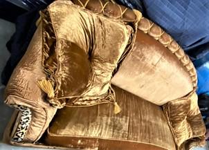 8ft Custom Made Velvet Silk Sofa. This elegant Sofa come with a reversable Cushion with Cheetah (1 of 3)