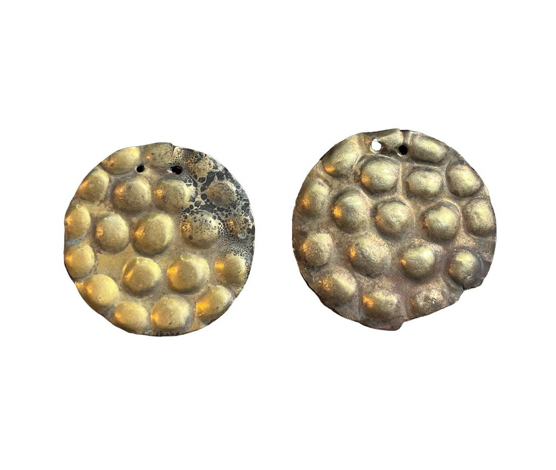 Pre-Columbian Chimu Gold Disc Pendants, Pair (1 of 4)