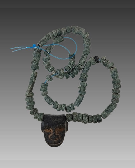 Precolumbian stone and jade necklace, Teotihuacan type maskette (1 of 4)