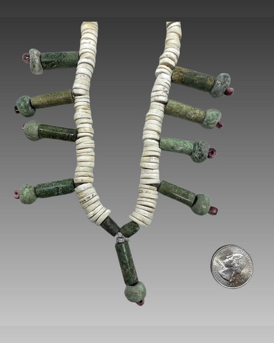 Precolumbian jade and shell necklace, Mexico/Central America (1 of 3)