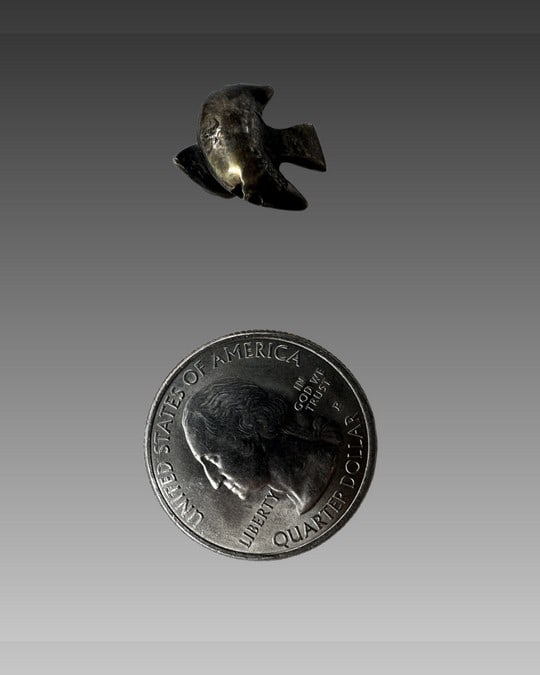 Precolumbian silver miniature bird pendant, South America (1 of 4)