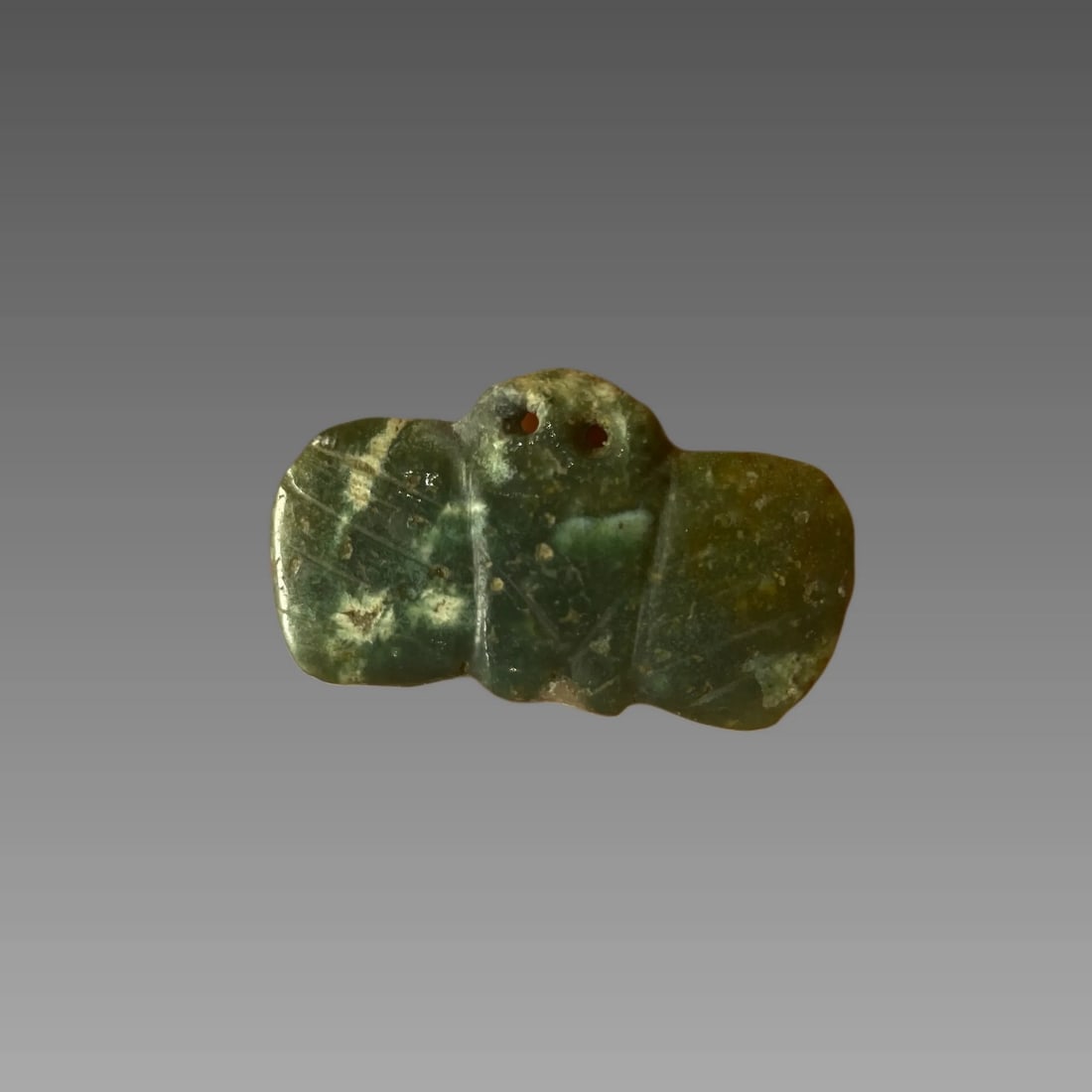 Pre-Columbian Jade Avian Owl Pendant, Costa Rica (1 of 3)