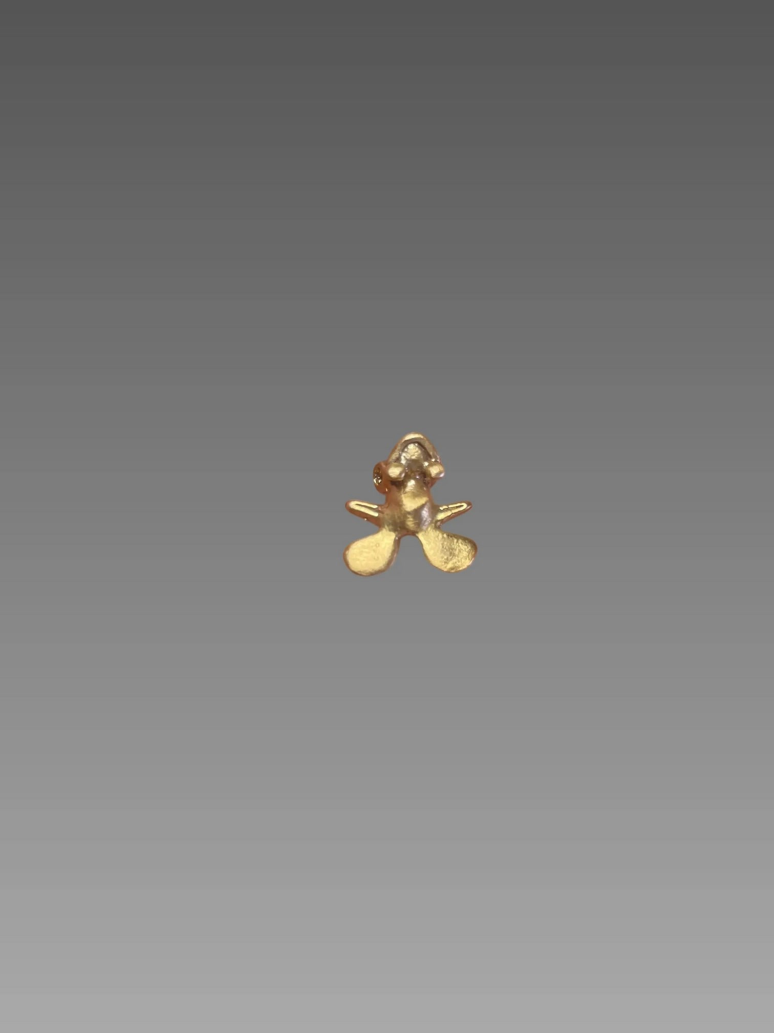 Pre-Columbian Gold Frog Pendant (1 of 5)
