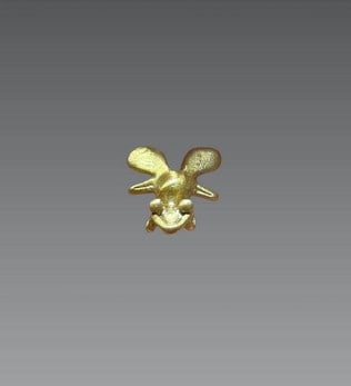 Pre-Columbian Panamaniam Gold Frog Pendant (1 of 4)