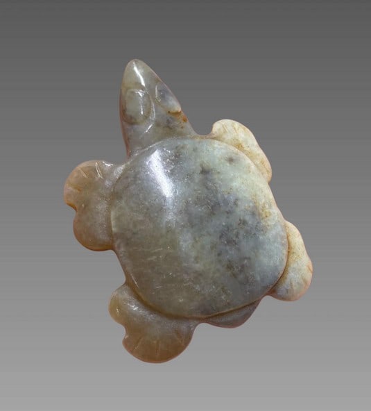 Pre-Columbian Carved Jade Turtle Amulet (1 of 5)