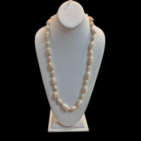 Antique Hand Carved Tulip Beaded Necklace