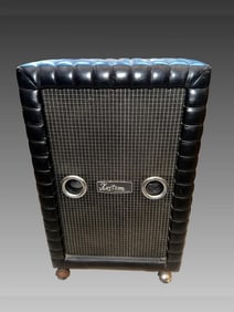 Kustom Vintage 100 Watt Base Amplifier