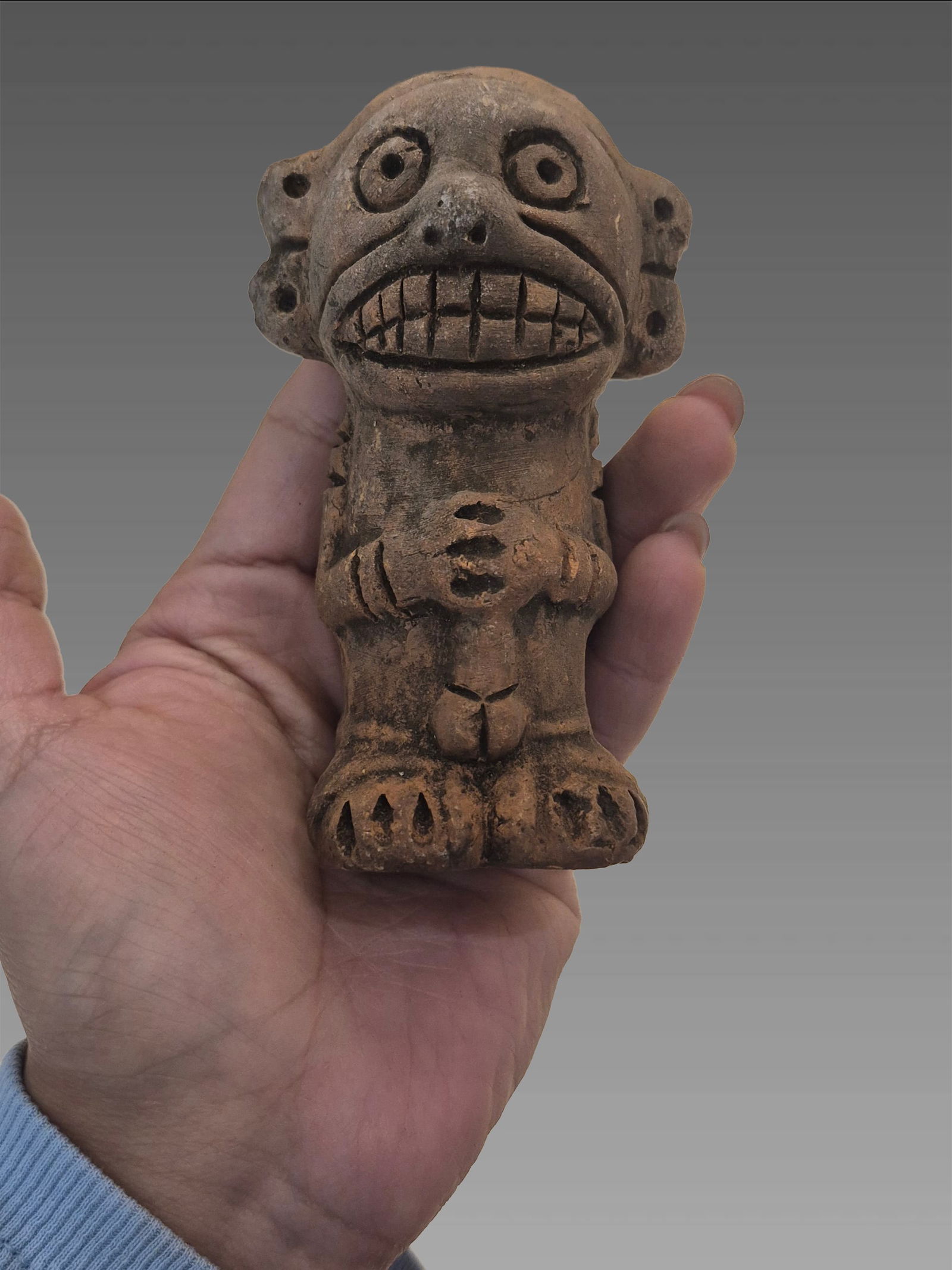 Pre-Columbian Taino Ceramic Zemi God Statue: 2.5"x4" Pre-Columbian Taino Ceramic Zemi God Statue