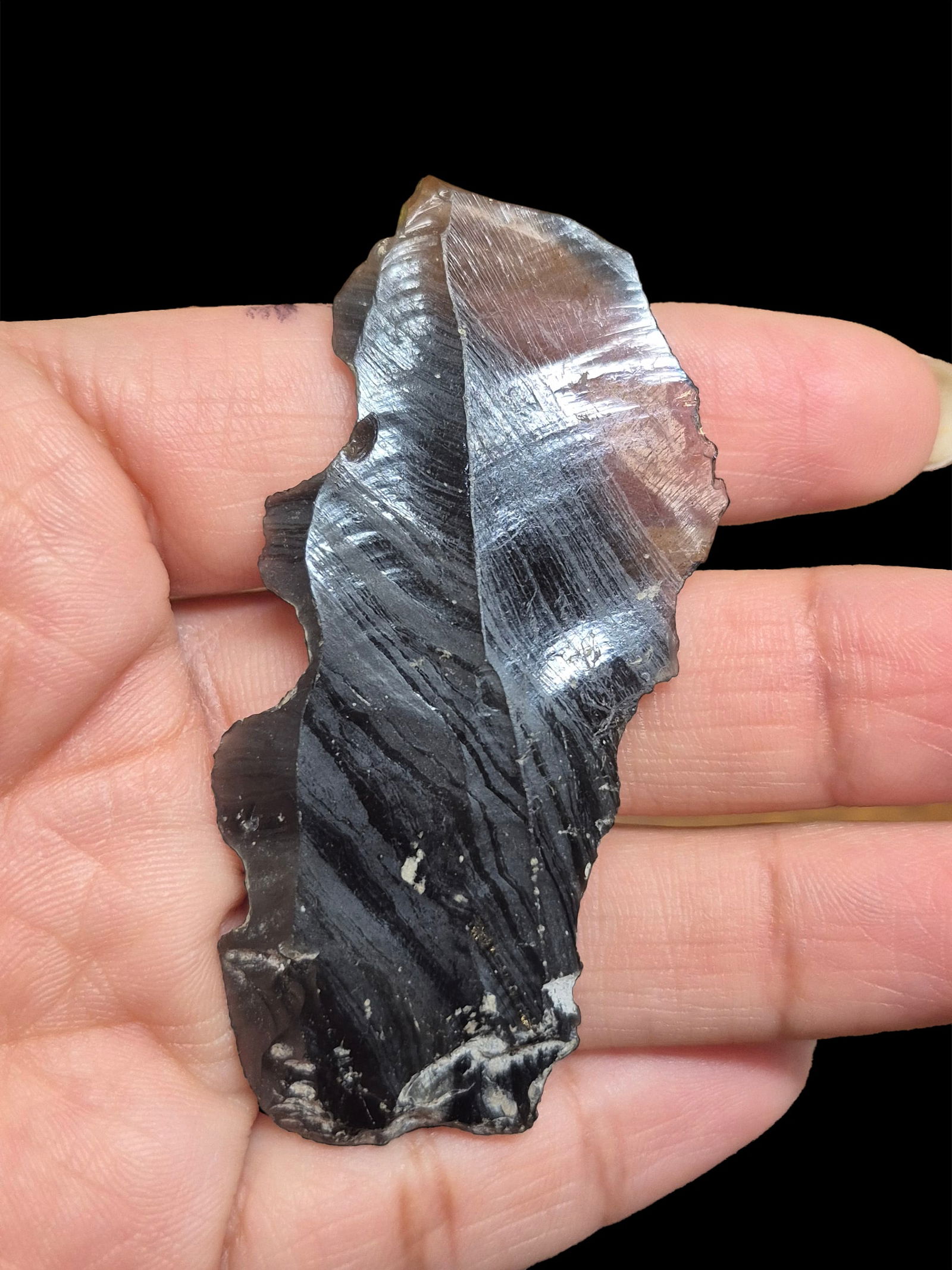 Pre-Columbian Large Flaked Obsidian Spear Point (1 of 5)