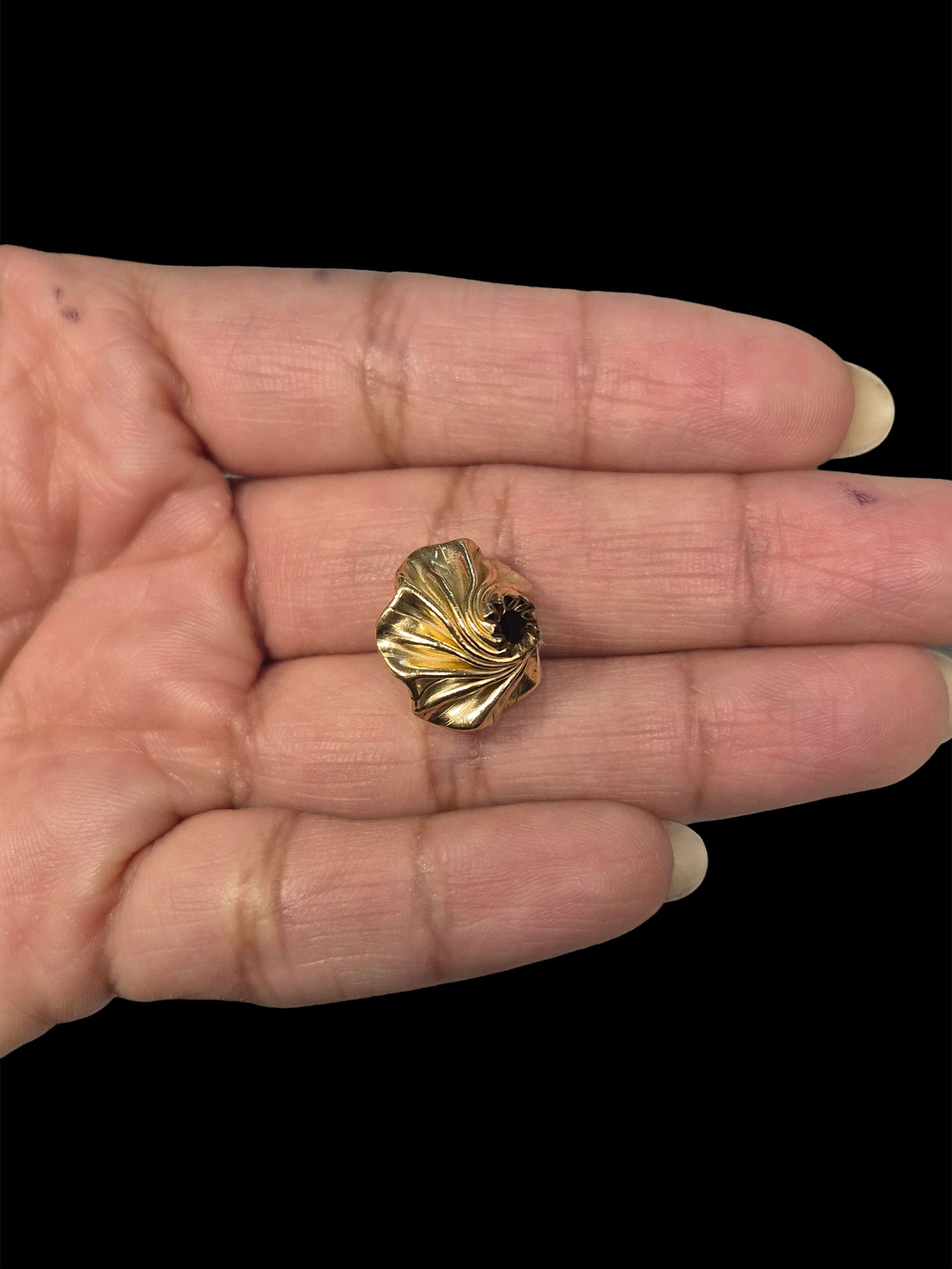 Gold Twist Latern Bead: .5"x.5" Gold Twist Latern Bead, 14-karat, 2.0g