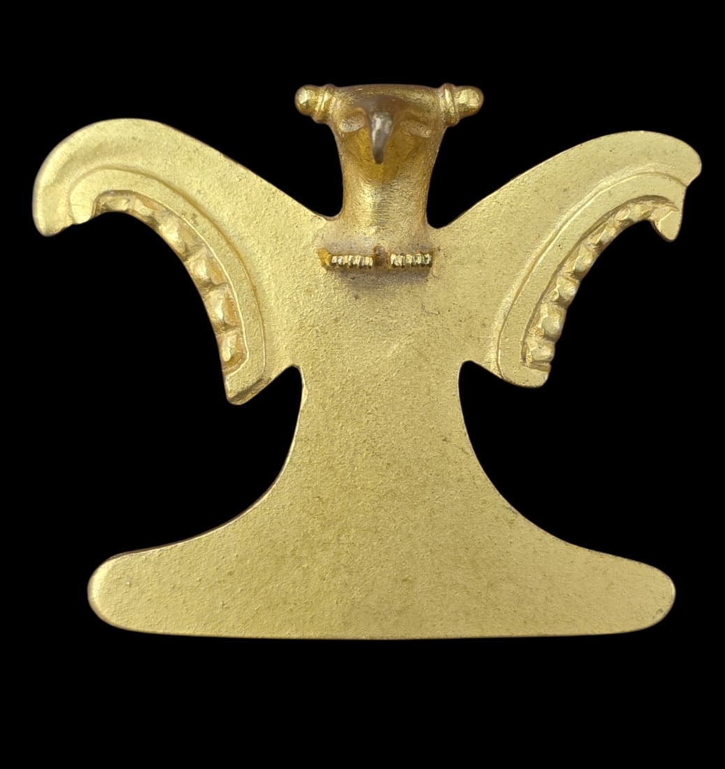 Pre-Columbian Style Panamanian Bird Pendant, Gold Tone (1 of 4)