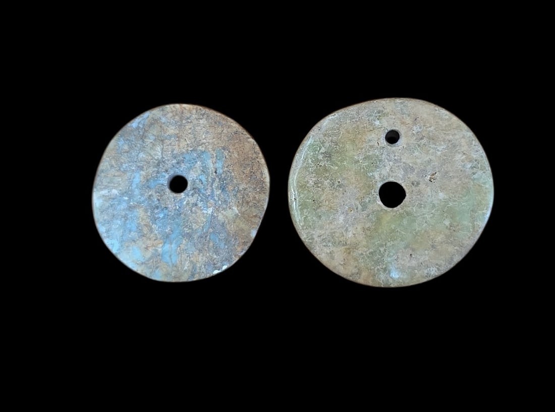Pair Of Pre-Columbian Mayan Jade Disc Pendants (1 of 4)