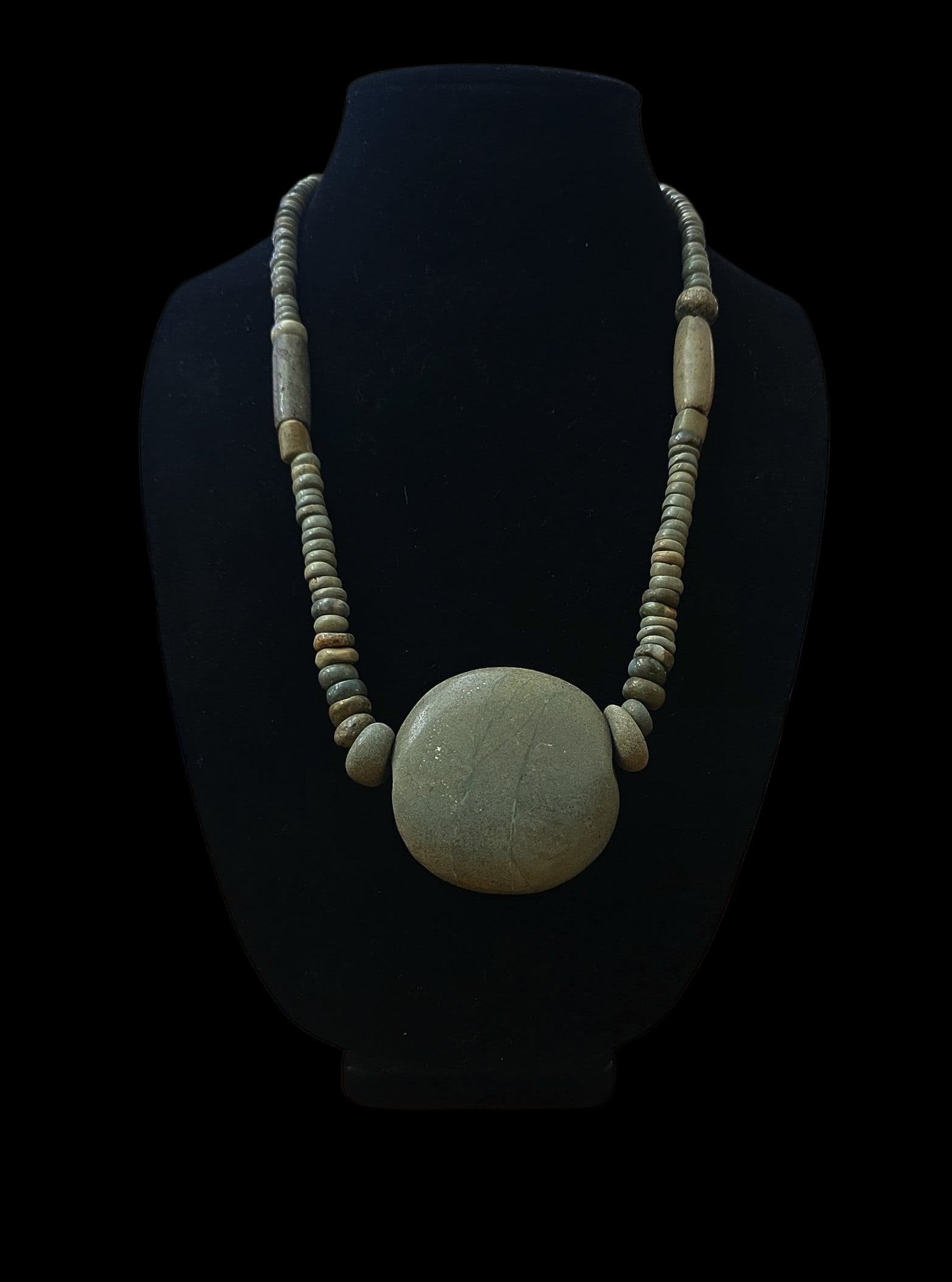Pre-Columbian Ceremonial Green Stone Beaded Necklace (1 of 4)