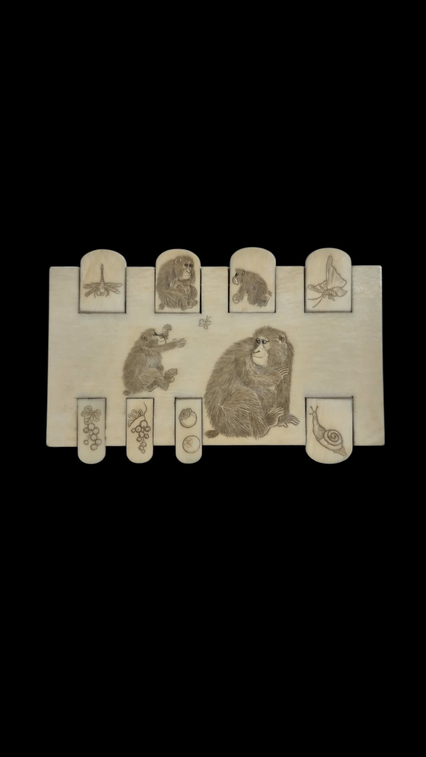 Antique Meiji Game Counter, 19Th Century (1 of 5)