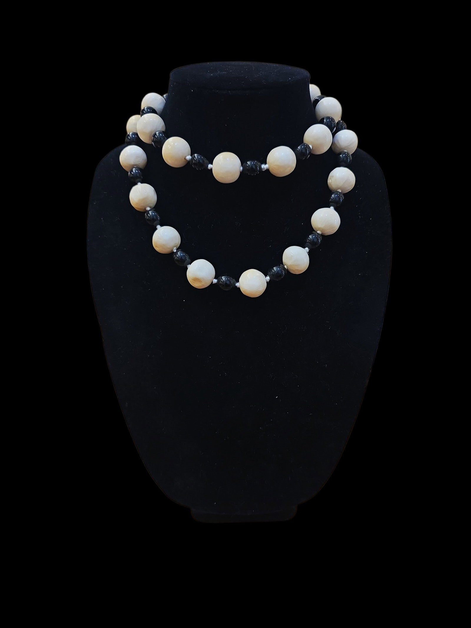 Antique Carved Beaded Necklace With Onyx (1 of 4)