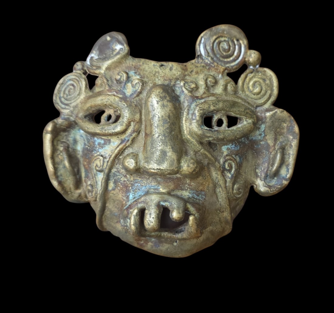 Pre-Columbian Style Mixtec Bat Mask, Gold Tone: 5.25" X 5" Pre-Columbian Style Mixtec Bat Mask, Mixed Alloy Gold Tone, Exact Age Unknown