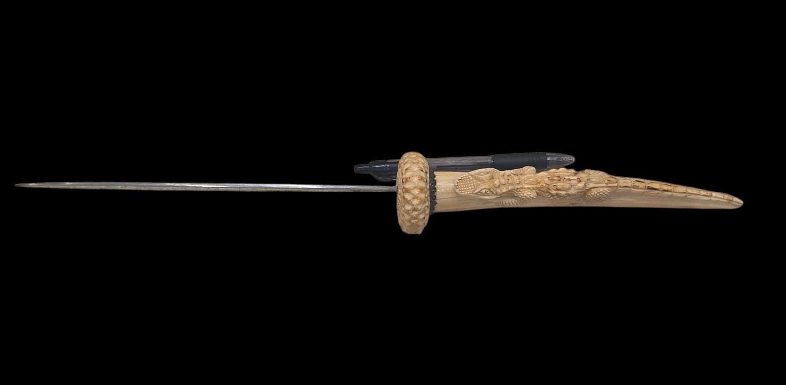 Antique 19Th Century Dagger With Crocodile Carved Handle: 17.25" X 2.5" Antique 19Th Century Dagger With Crocodile Carved Handle