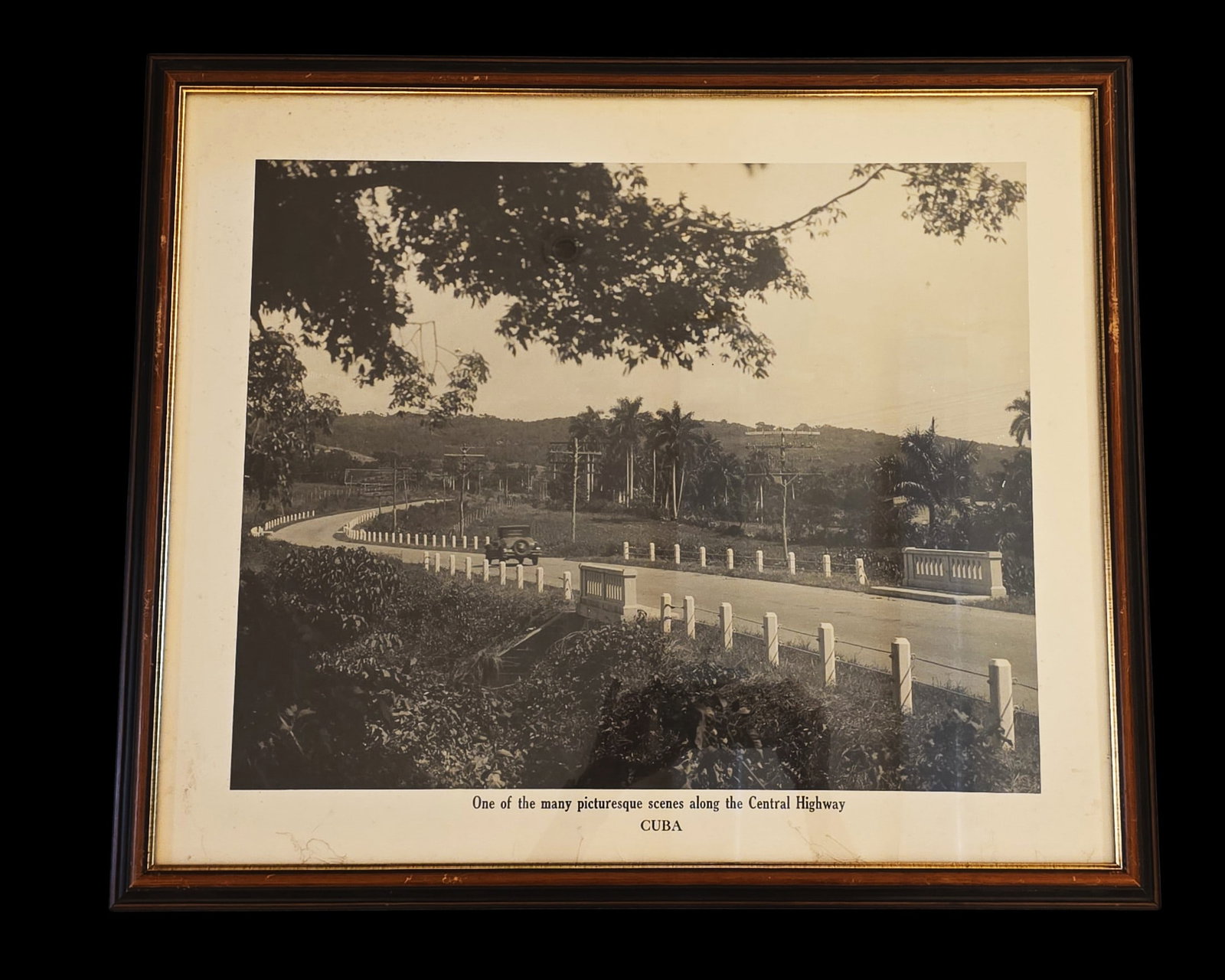 Vintage Black And White Photograph Of Central Hwy Cuba (1 of 4)