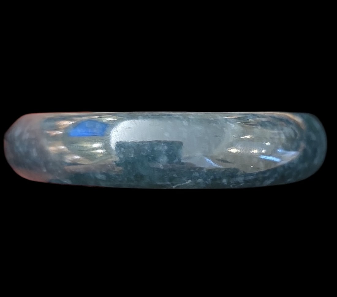 Hand Carved Jadeite Jade Bangel Bracelet Guatemala (1 of 5)