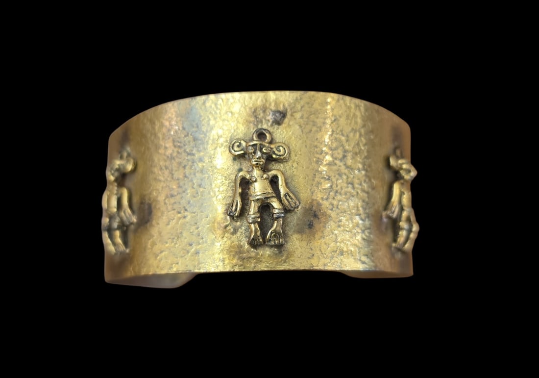 Pre-Columbian Style Gold Tone Cuff Bracelet: 2.75" X 1.25" Pre-Columbian Style Gold Tone Cuff Bracelet