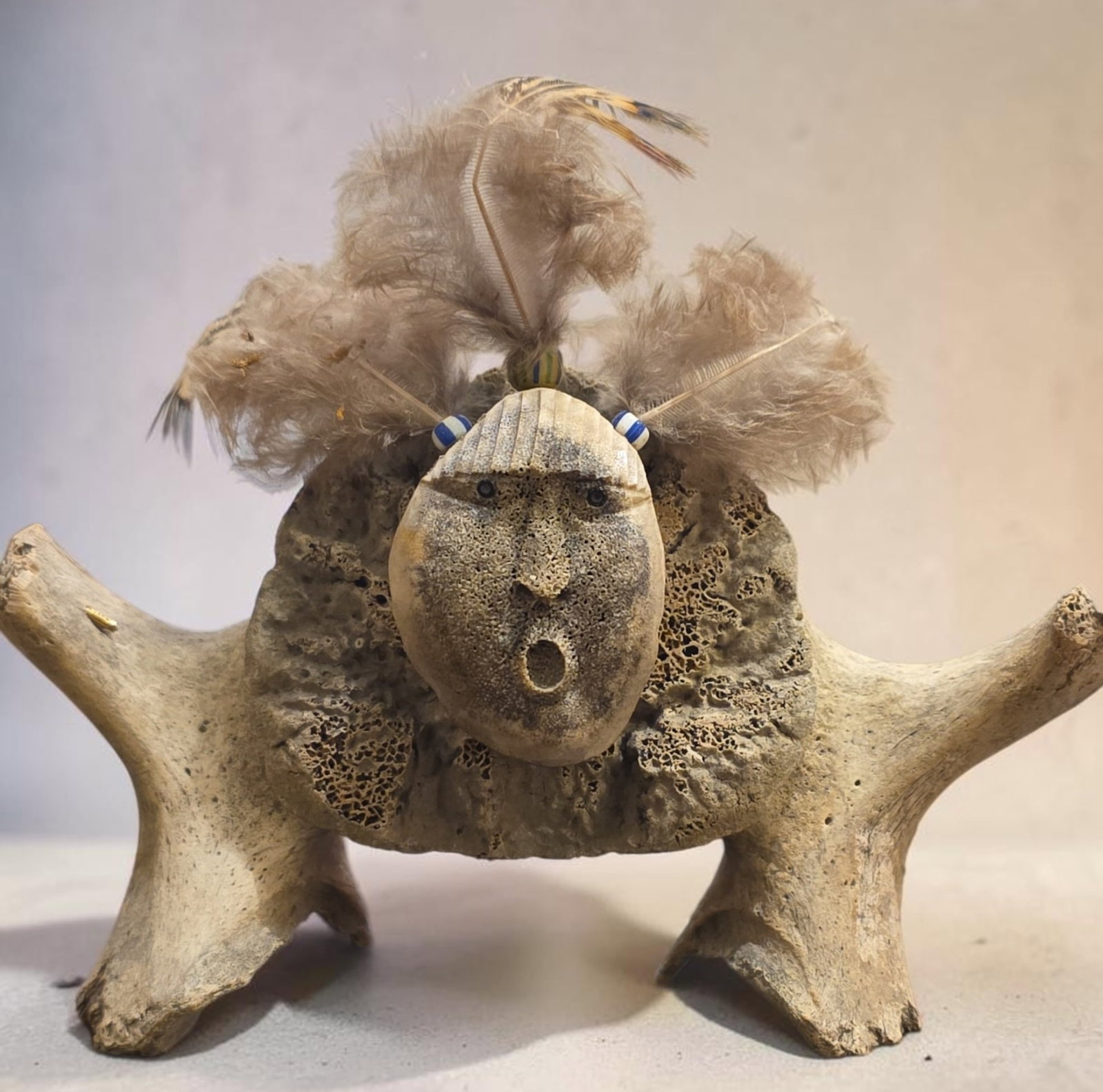Mid century Inuit carving, Vertebrae and feathers (1 of 4)